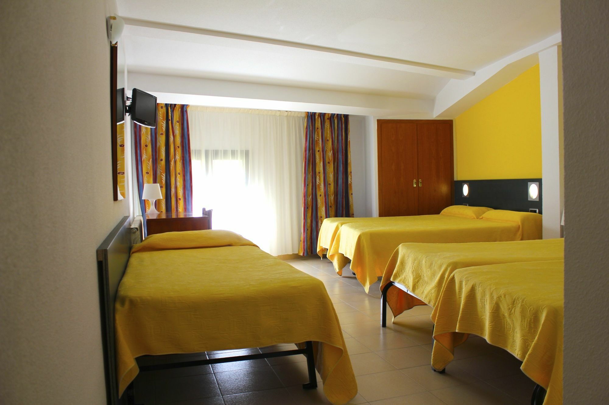 Hotel Avanti Пас-де-ла-Каса Экстерьер фото